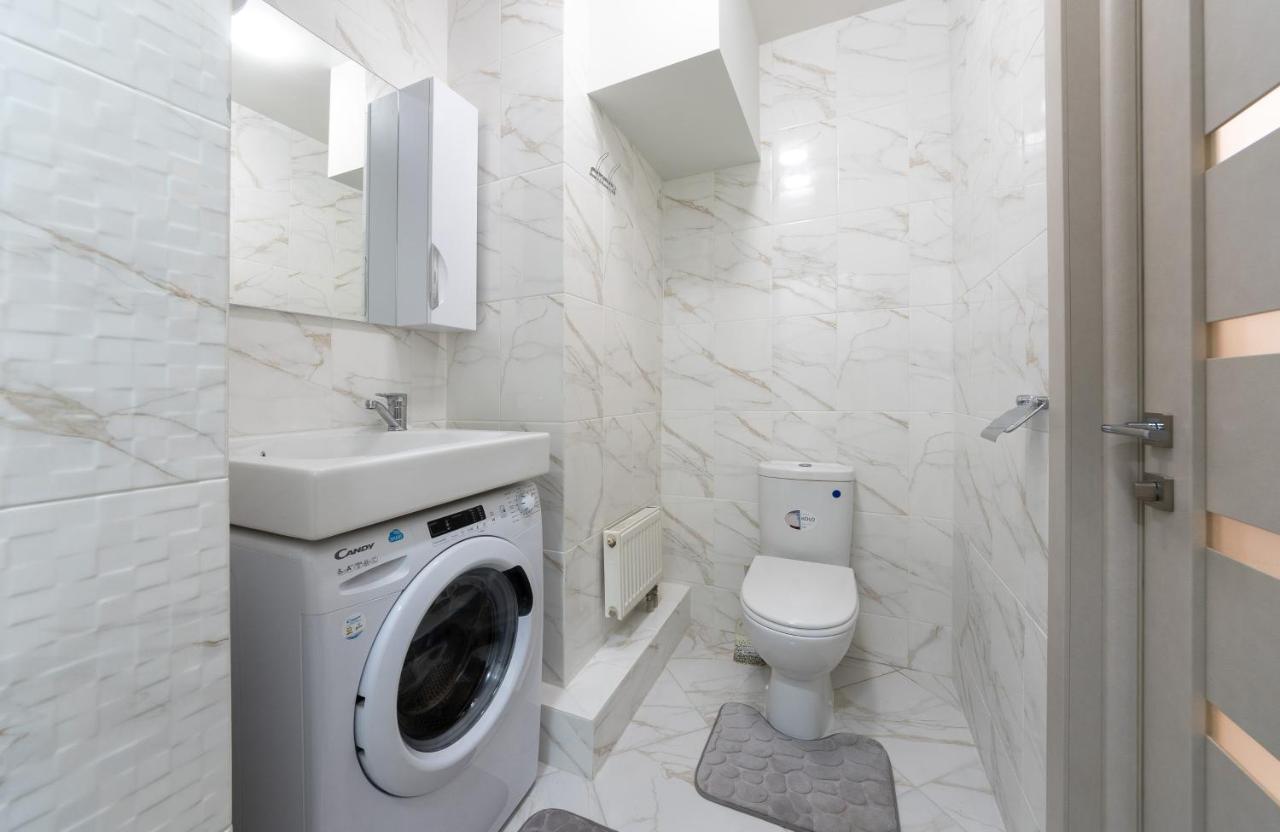 Apartments Riviera,20 Минут От Центра Kiev Eksteriør bilde