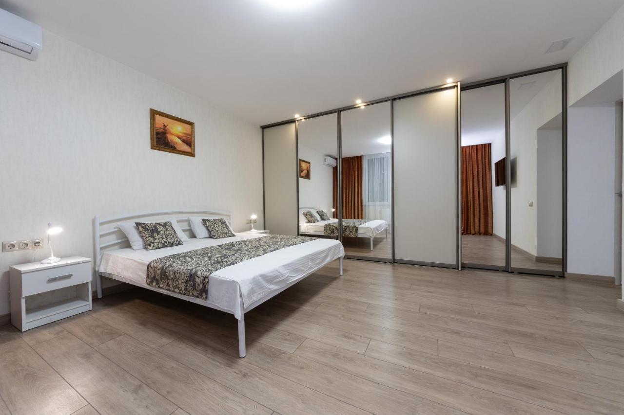 Apartments Riviera,20 Минут От Центра Kiev Eksteriør bilde