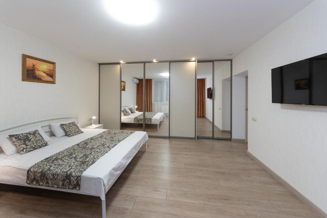 Apartments Riviera,20 Минут От Центра Kiev Eksteriør bilde