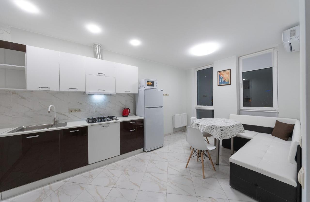 Apartments Riviera,20 Минут От Центра Kiev Eksteriør bilde