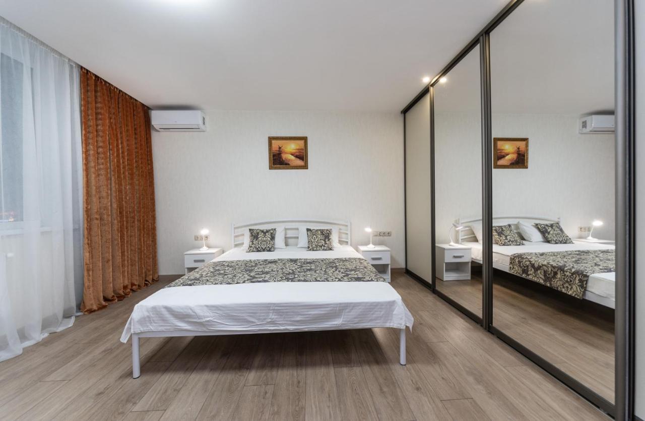 Apartments Riviera,20 Минут От Центра Kiev Eksteriør bilde