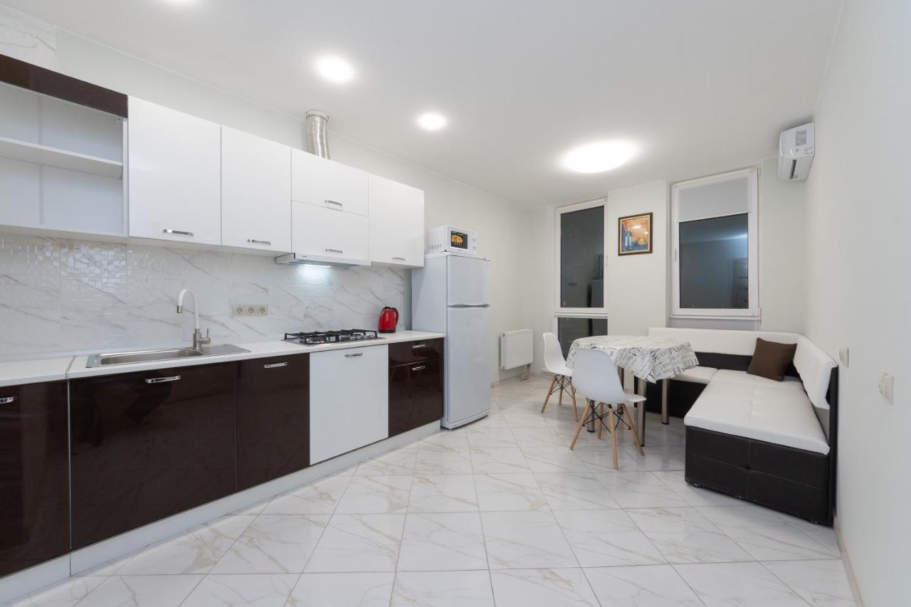 Apartments Riviera,20 Минут От Центра Kiev Eksteriør bilde